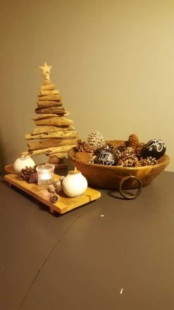 Robuuste Schaal Met Ronde Metalen Hengsels -Meubelserie Winkel f65a4d0214d489ef7c10fbccbde319c7f9fc69e471bb6bacb230646460bd987f